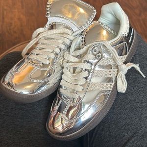 READ DESCRIPTION adidas silver samba wales bonner